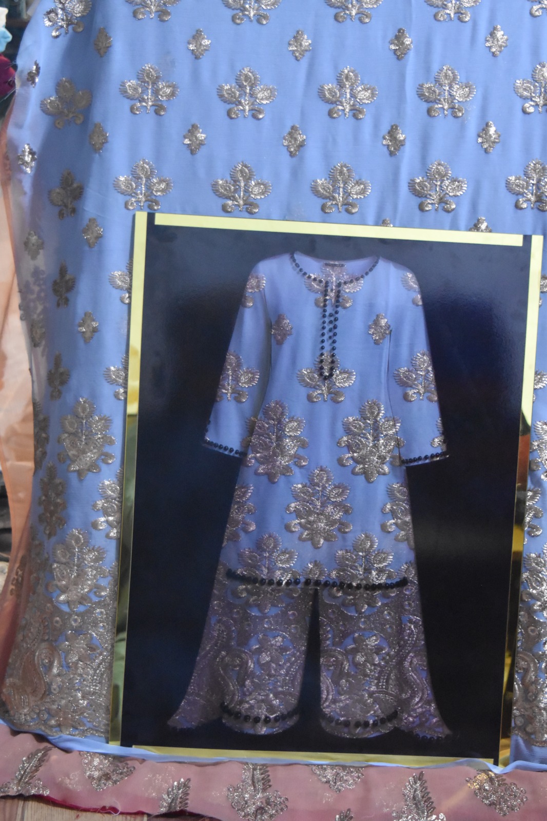 Ladies’ Shalwar Kameez Display Frame - Image 2